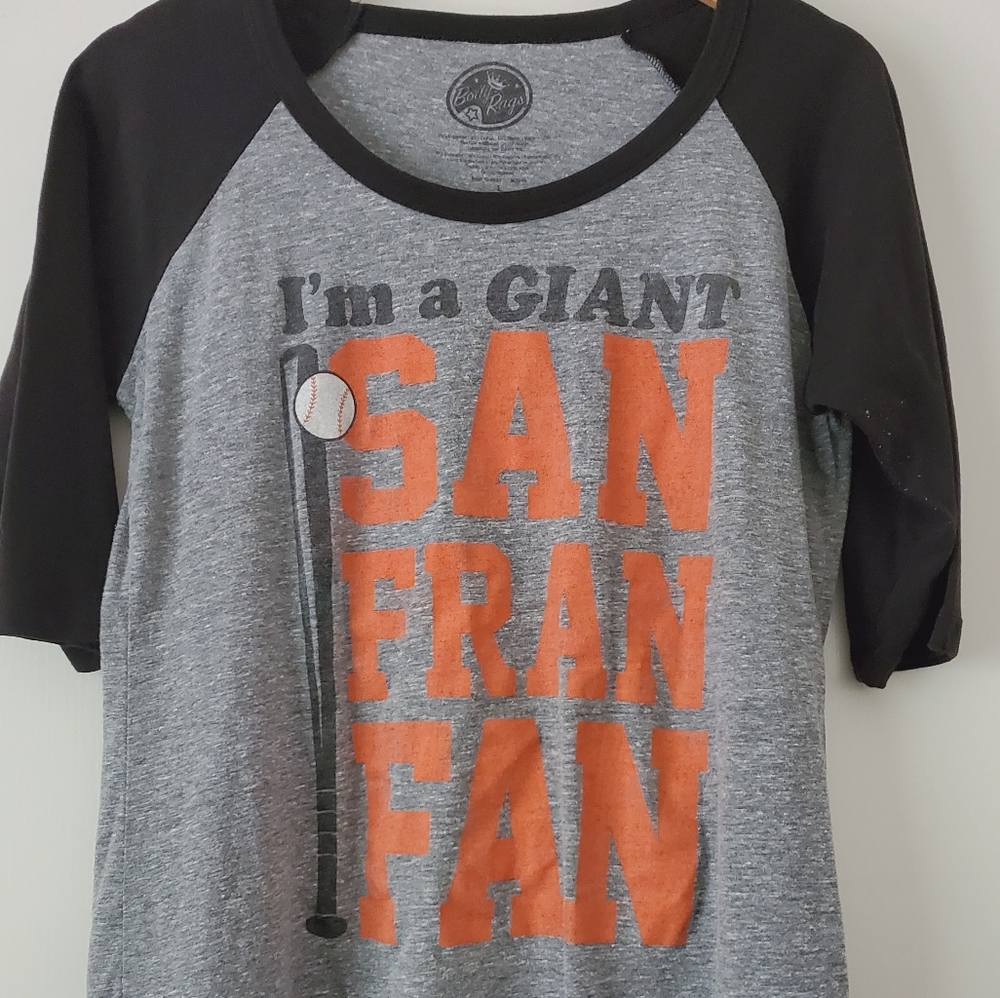 SF Giants raglan shirt